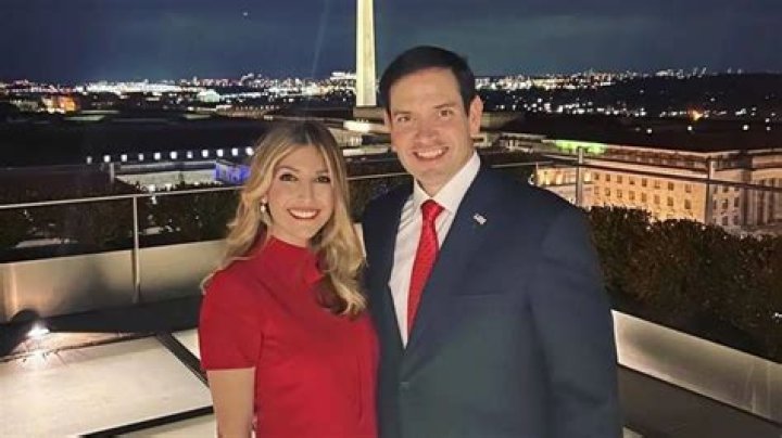 Dousdebes, la Esposa de Marco Rubio Las Fotos que Tienes que Ver