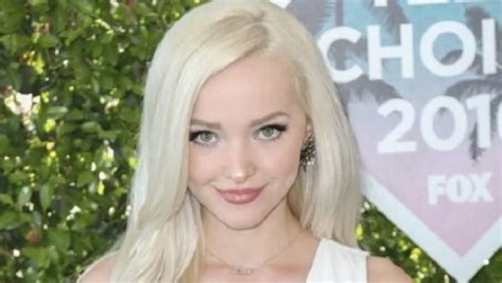 Dove Cameron Famous Nipple