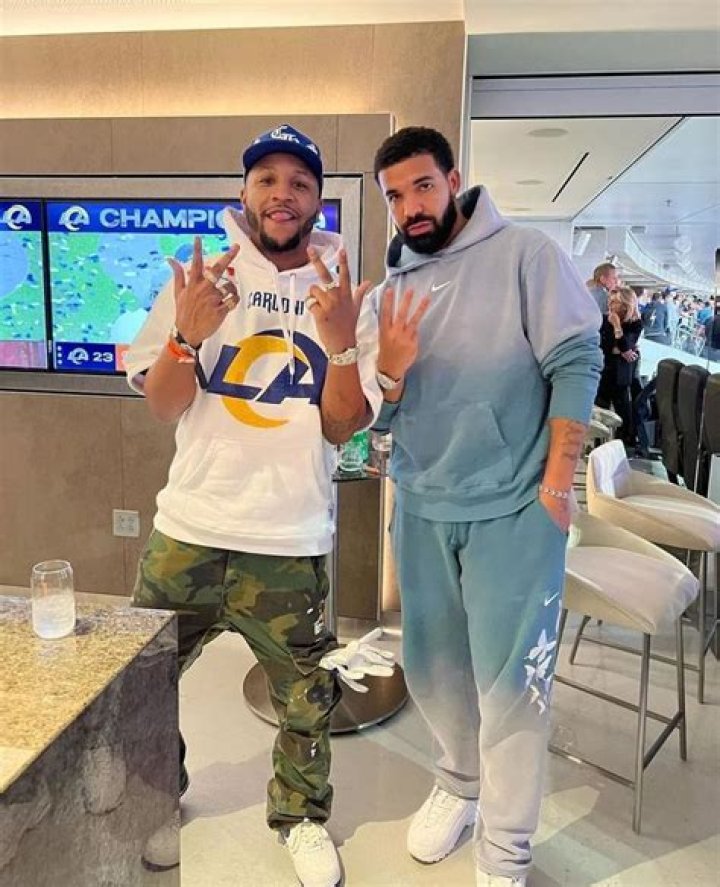 Drake Instagram, Dope Outfits For Guys, Rappers, Drill, Man, Boys, Breezy, Florida, Artists