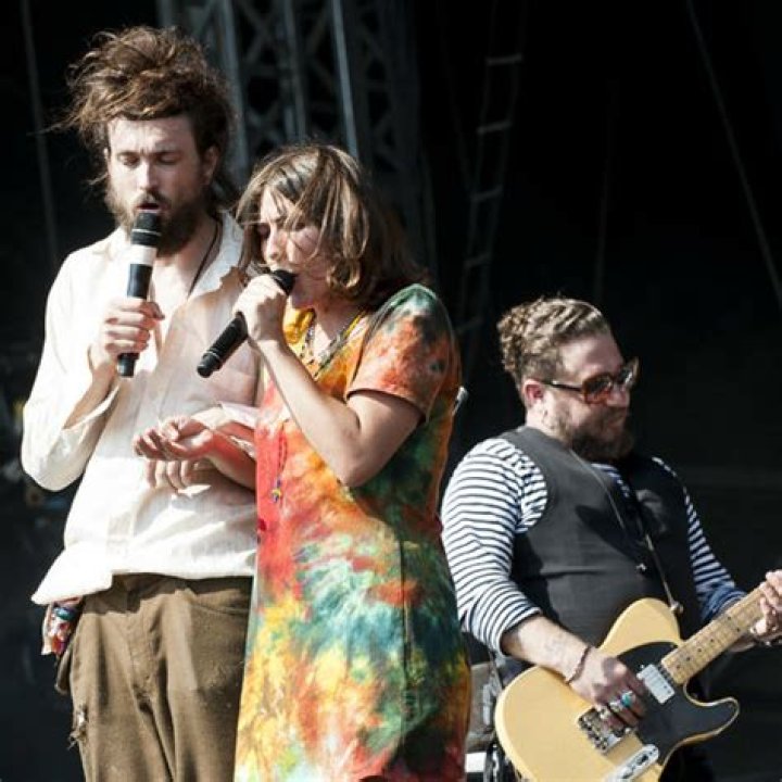 Edward Sharpe And The Zeros Jade And Alexander