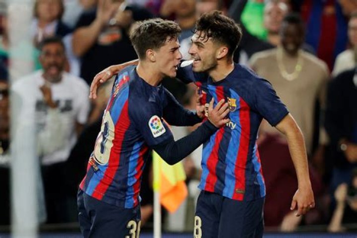 El padre del prometedor futbolista del Barça Lamine Yamal ataca a una