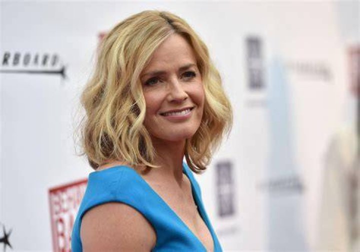 Elisabeth Shue Pictures (133 Images)
