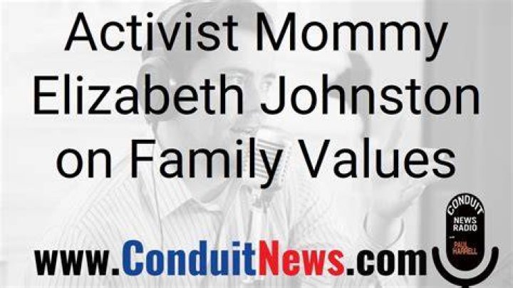 Elizabeth Johnston (Activist Mommy), Wikipedia, Age, Husband, Podcast