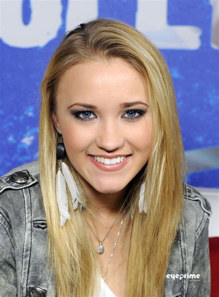 Emily Osment Pictures