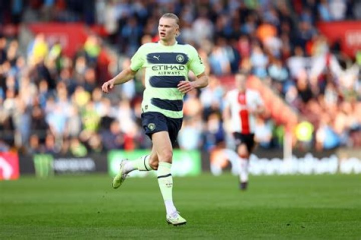 Erling Haaland height How tall is Manchester City superstar?