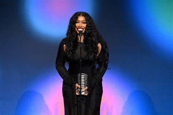 Everything You Need To Know About SZA's Height