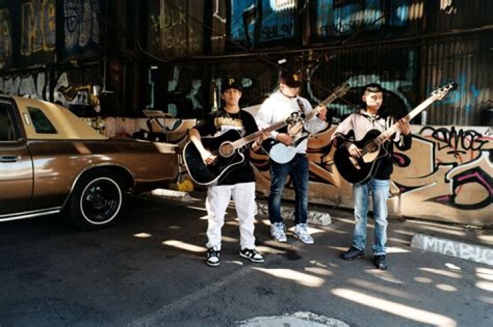 Family trio Yahritza y Su Esencia Latin music's new stars Los Angeles Times