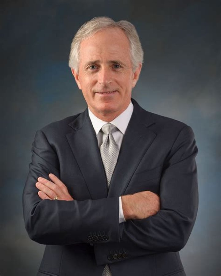 FileBob Corker, official Senate photo, 092107.jpg Wikimedia Commons