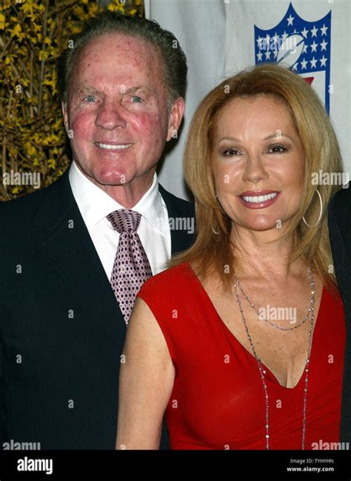 Frank Gifford and wife Kathie Lee Gifford arrive for the Autism Speaks