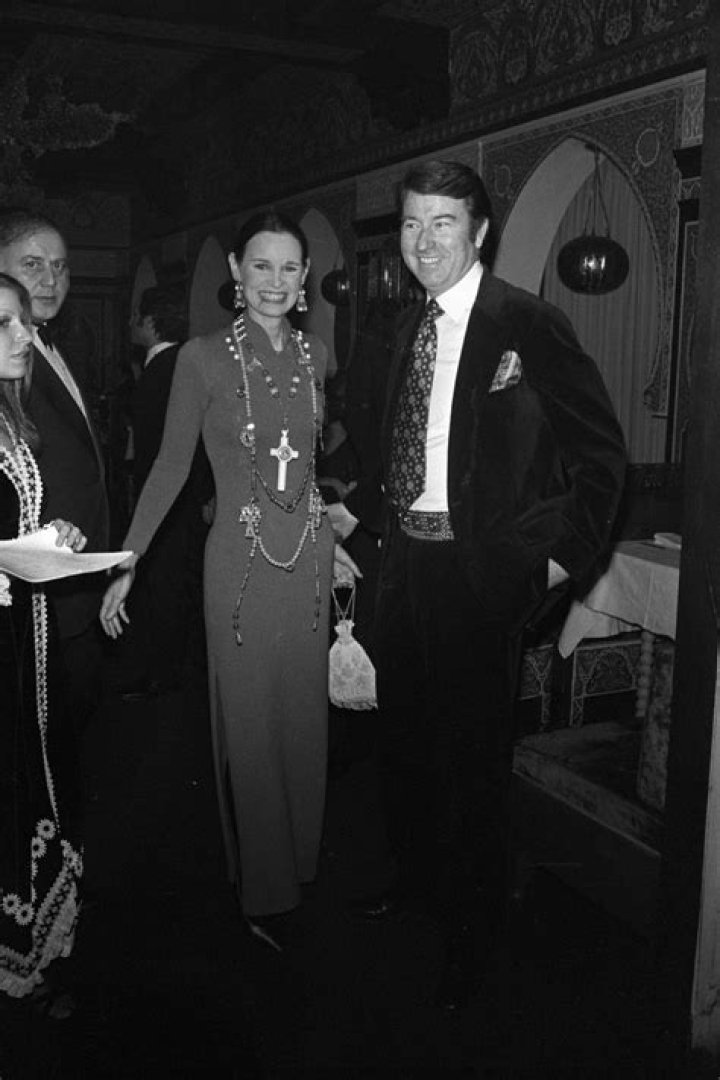 From The Archives Gloria Vanderbilt And Anderson Cooper On Family, Acceptance And Loss Diane Rehm