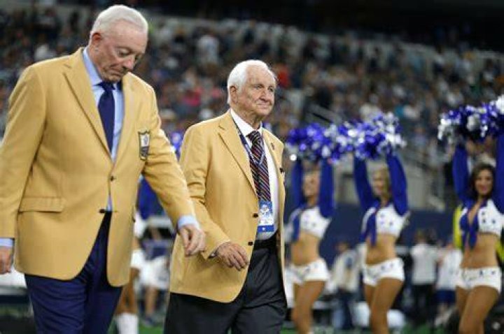 Gil Brandt, who helped build Cowboys into 'America's Team,' dies