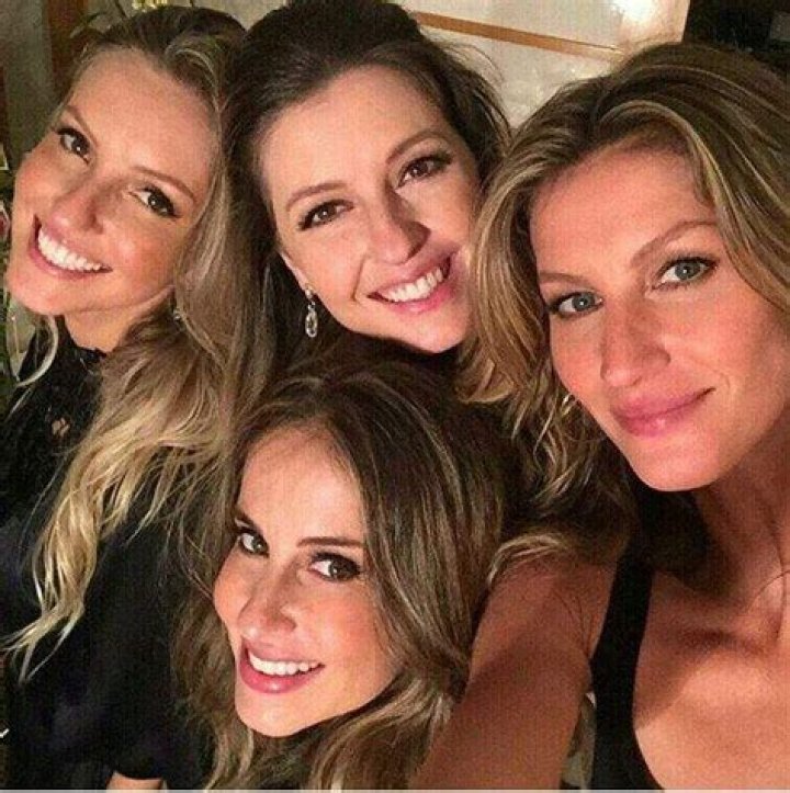 Giselle Bundchen sister, Patricia Bundchen Gisele bundchen twin