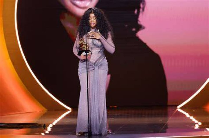 Grammys Sza 2024 Linn Shelli
