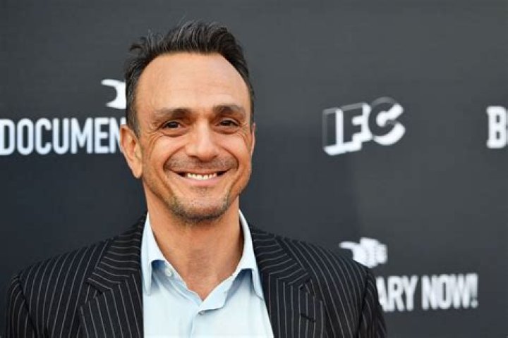 Hank Azaria Net Worth in 2022 (Updated)