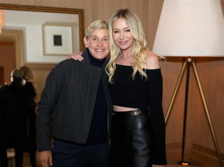HAS PORTIA DE ROSSI AH SURGERY?