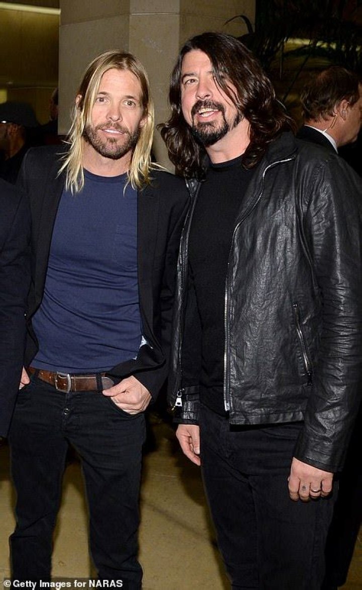 Heartbroken Dave Grohl sobs as he returns to US after Foo Fighters