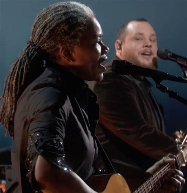 height_chart_tracy chapman SounDarts.gr