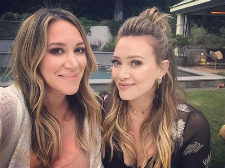 Hilary Duff Helps Pregnant Sister Haylie Celebrate New Baby