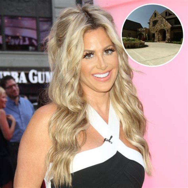 House Tour Tuesday&mdash;Kim Zolciak's Atlanta Mansion Popdust Atlanta