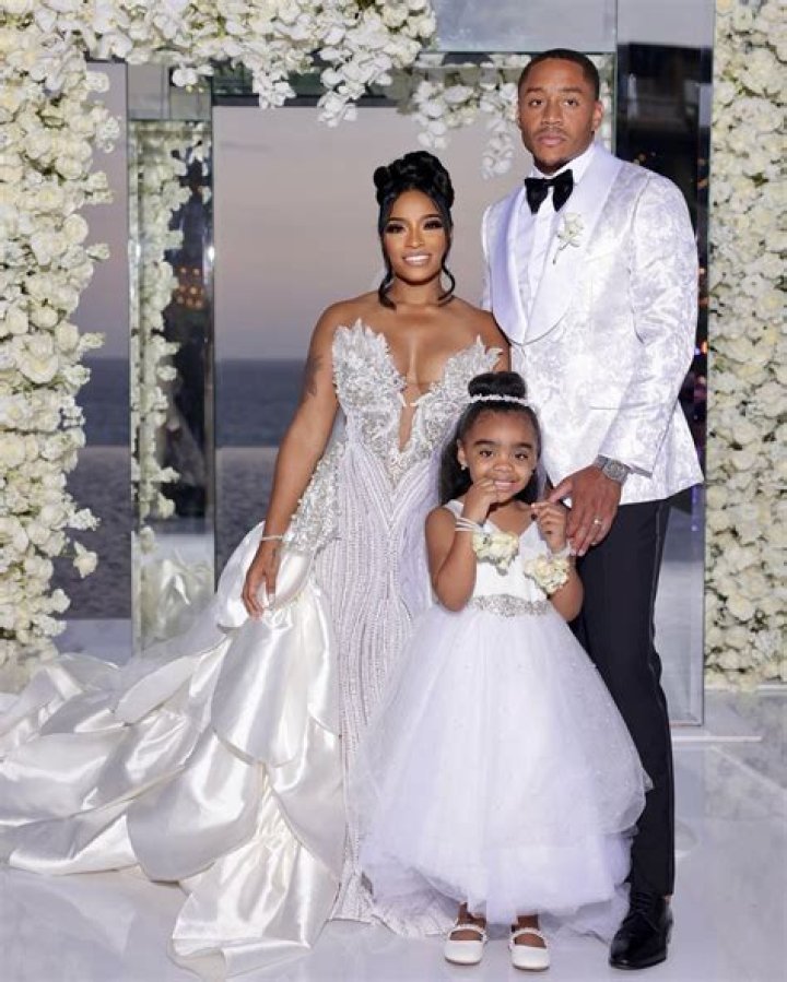 how old is toya johnson Winner Herfin1968