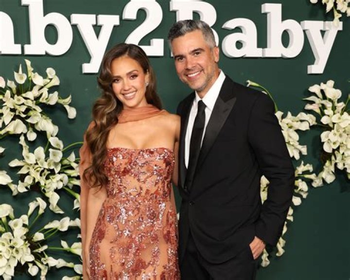 How Old Was Jessica Alba When She Dated Michael Weatherly?