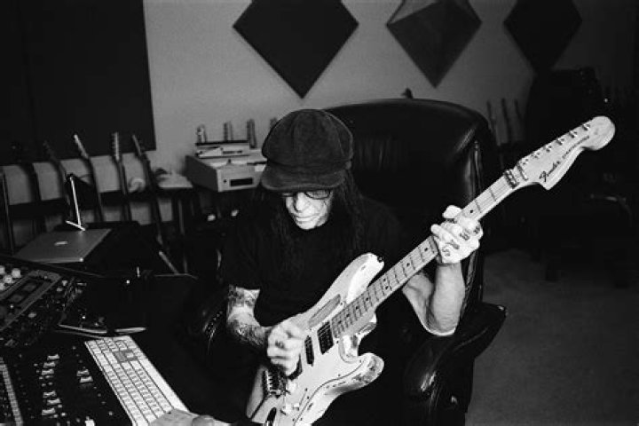 How Old Was Mick Mars When Mötley Crüe Started? POPSUGAR Celebrity