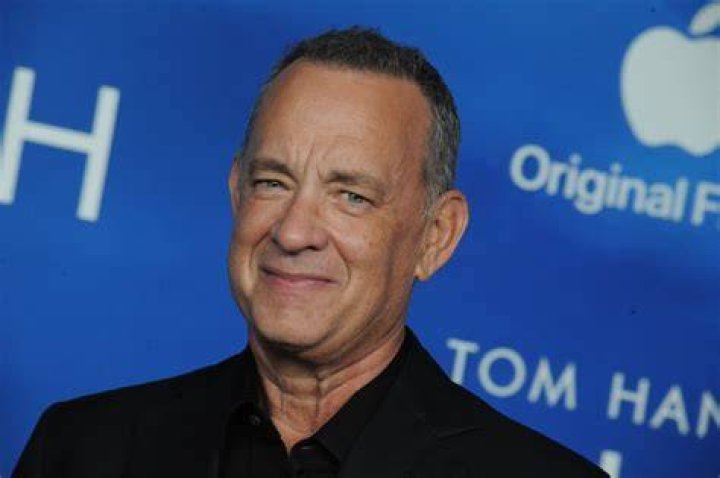 How tall is Tom Hanks Super Stars Bio