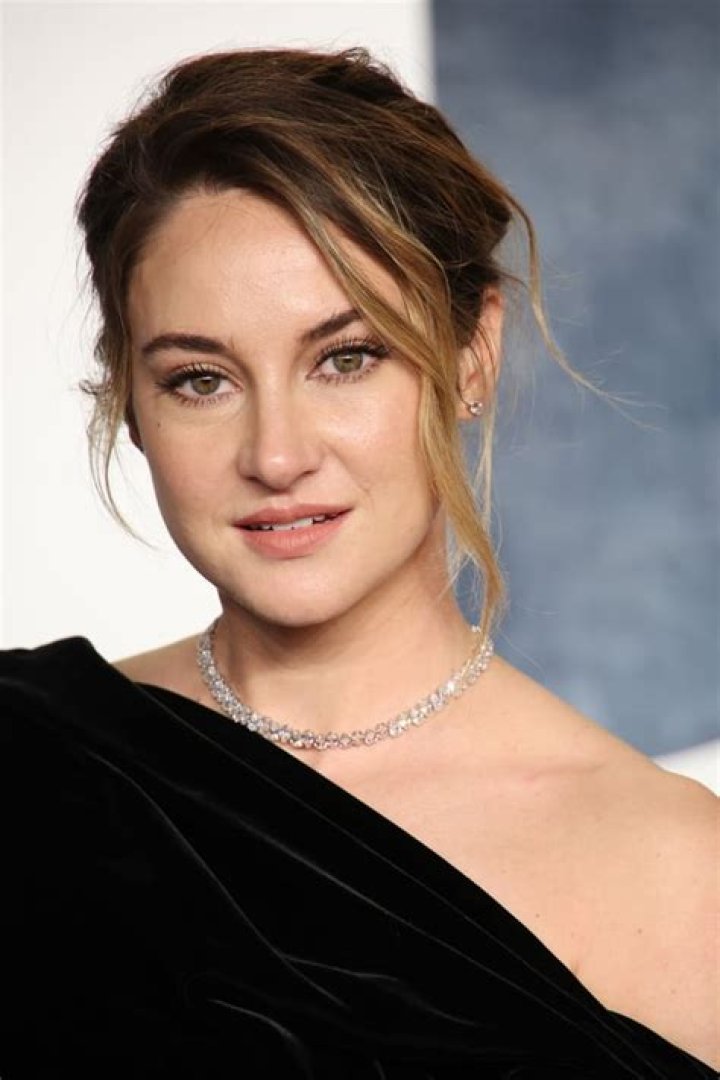 [HQ] Portraits &mdash; ShaileneWoodley at the 26th Annual Environmental