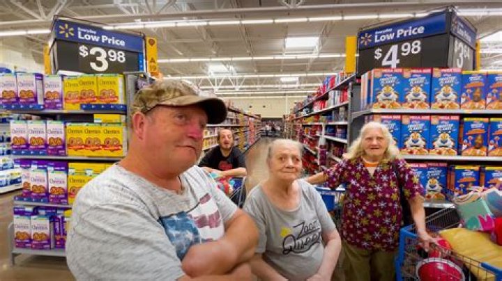 I went to Walmart with the 'most famous inbred family who speak in grunts' they need 3 carts