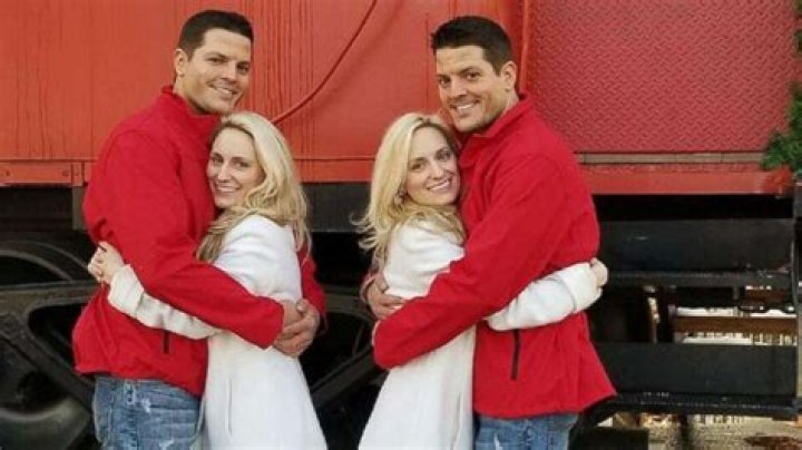Identical twin brothers propose to identical twin sisters 'It was amazing' Good Morning America