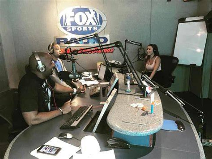 Indigene Feedback fox sports radio chicago Diktator