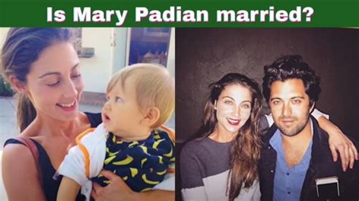 Is Mary Padian Married? How Did She Build Her Net Worth From Storage Hunting? Networth Height