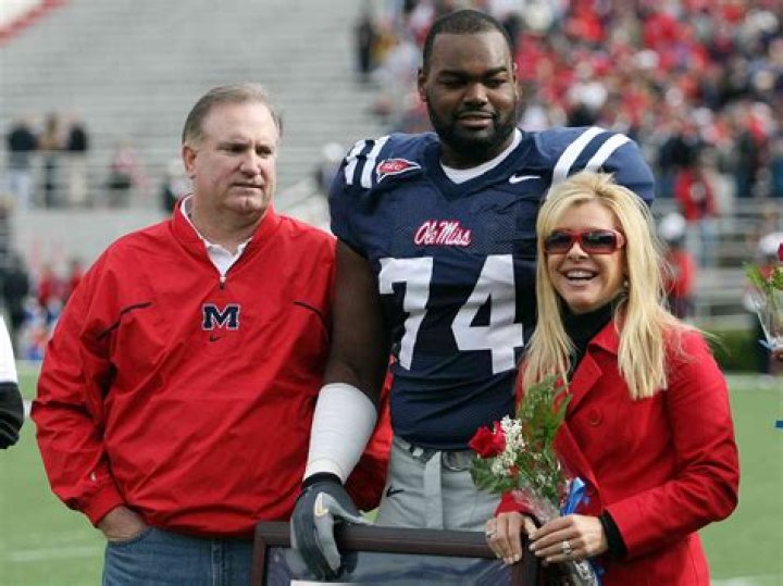 Is Michael Oher near the Tuohy household? The connection