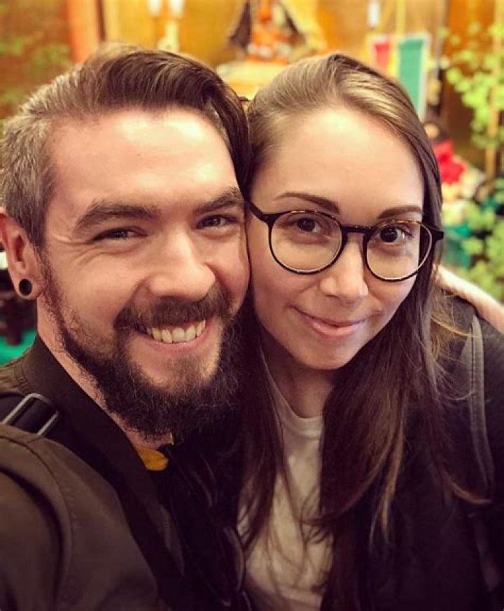 Jacksepticeye 2024 Girlfriend, net worth, tattoos, smoking & body