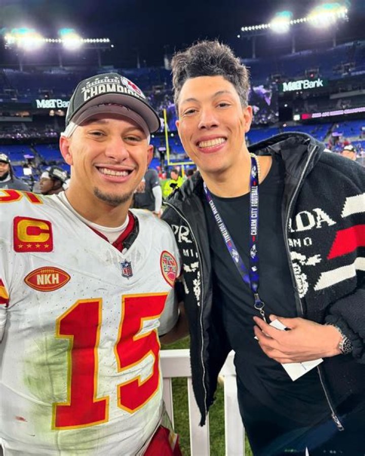 Jackson Mahomes on Instagram “Training Camp Day 1” Cheerleading pictures, Kc chiefs, Jackson