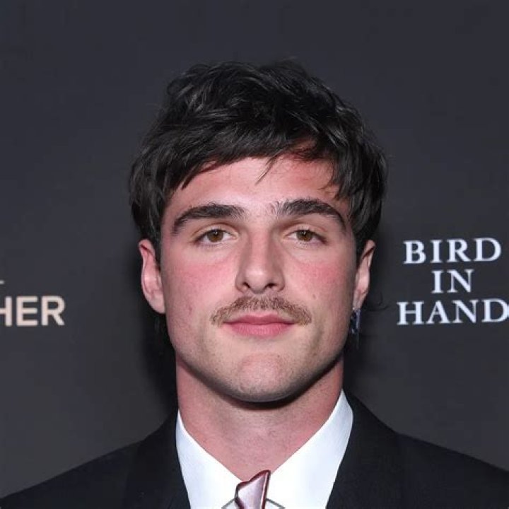Jacob Elordi Age, Bio, Birthday, Family, Net Worth