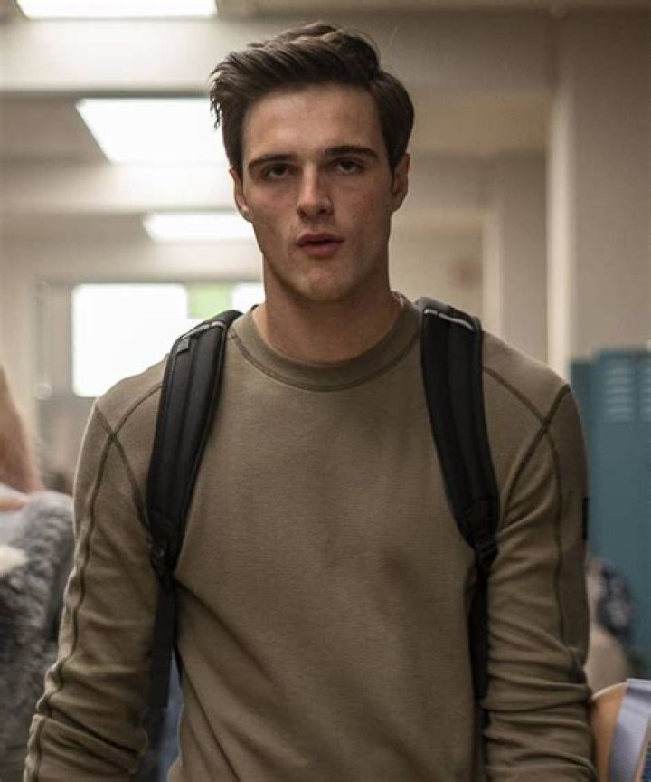 Jacob Elordi May Have Suffered A Concussion From Fight On "Euphoria