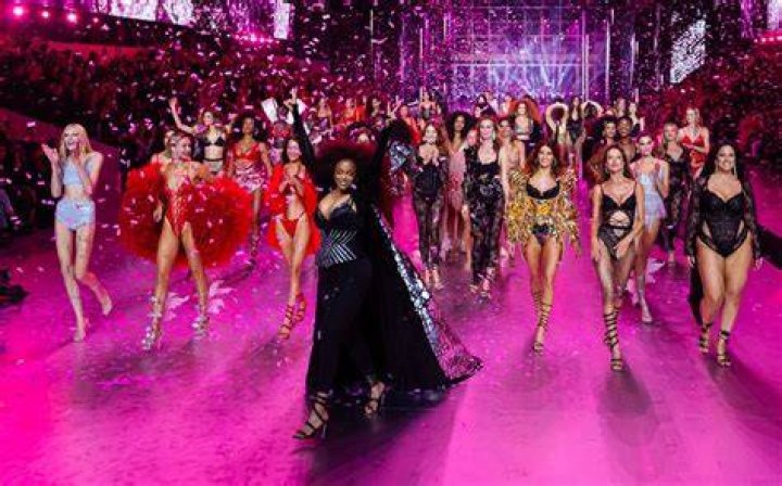 Jas Stookes Victoria secret fashion show, Vs fashion shows, Victoria