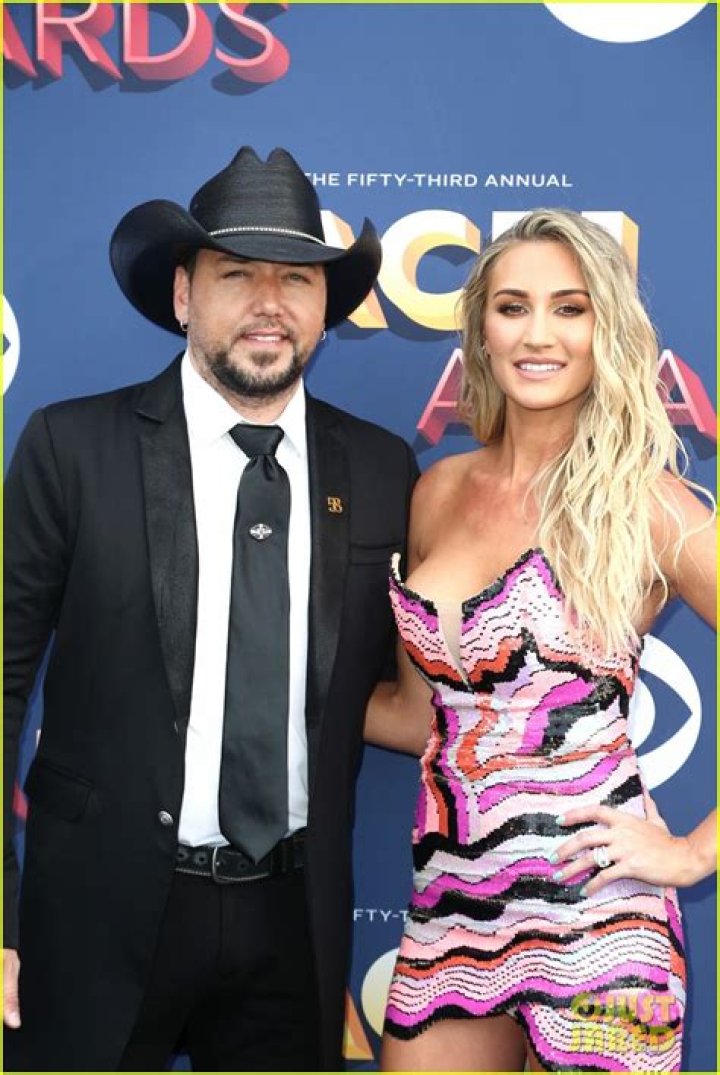 Jason Aldean, Wife Brittany Kerr Baby Boy First Photo