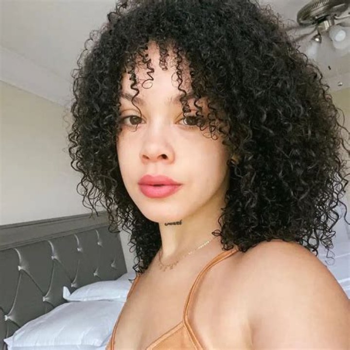 Jenesis Sanchez Net Worth ,Salary, Age, Height, Bio, Family, Career