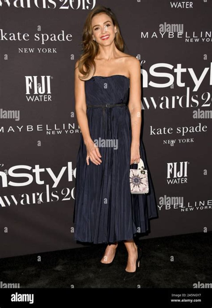Jessica Alba 2019 Instyle Awards &bull; CelebMafia