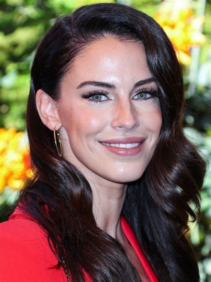 Jessica Lowndes Net Worth 2022/2021, Salary, Age, Height, Bio, Wiki