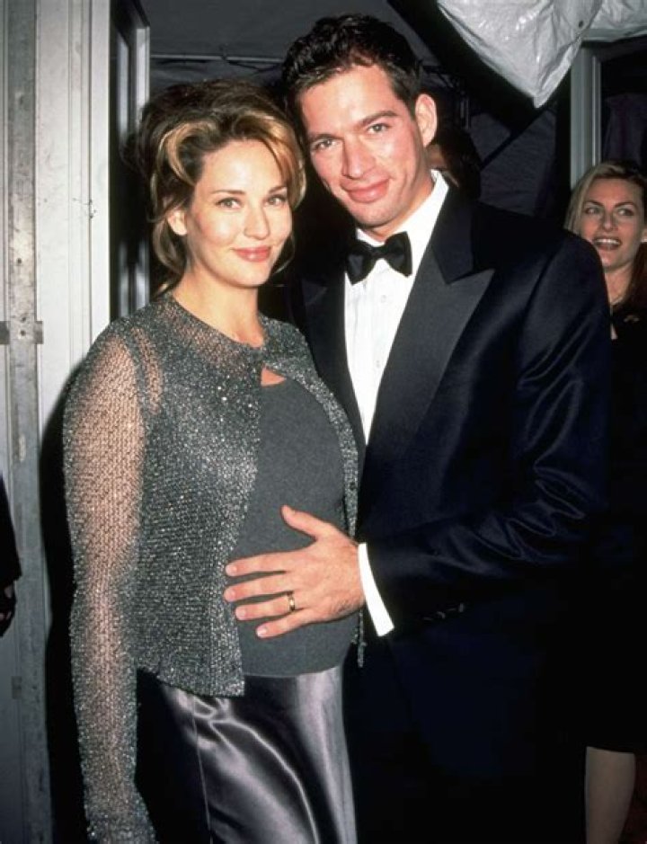 Jill Goodacre Pictures in an Infinite Scroll 29 Pictures