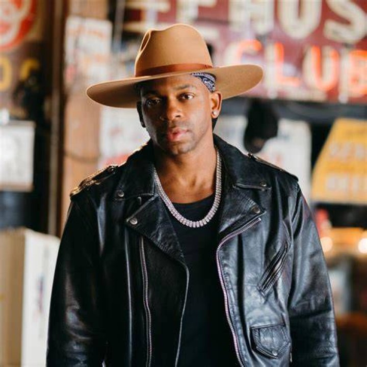 Jimmie Allen's Wife Alexis Posted About 'Chaos' and 'Third Parties' Before Assault Allegations