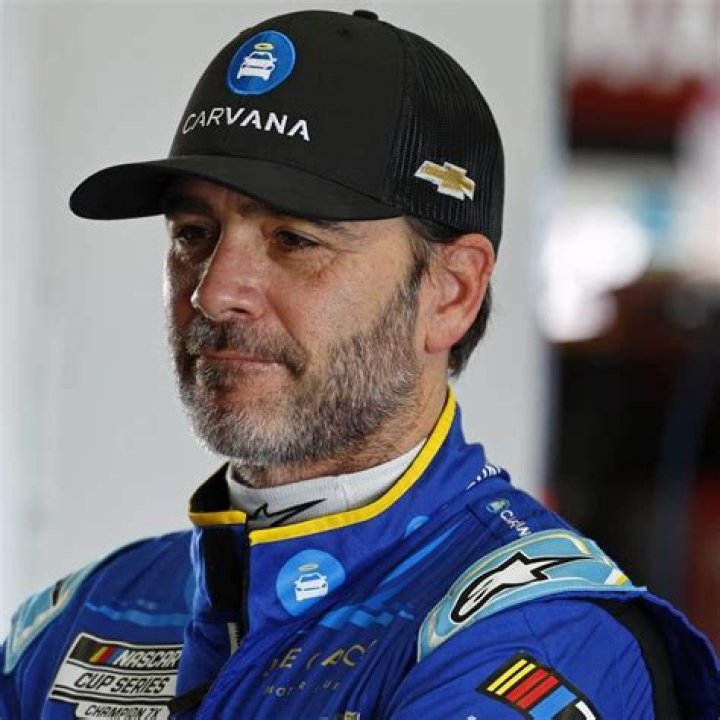 Jimmie Johnson Cry Bitterly Following Cheating wife...