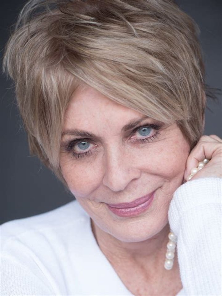 Joanna Cassidy Net Worth & Biography 2022 Stunning Facts You Need To Know