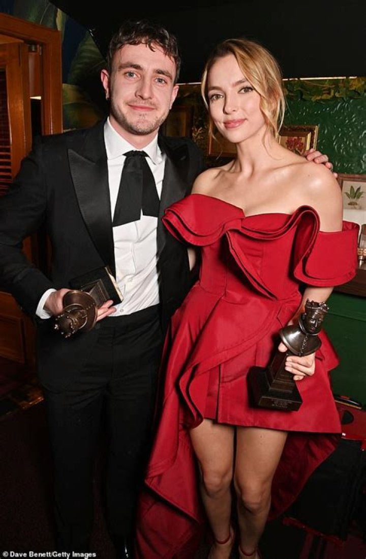 Jodie Comer and boyfriend James Burke pack car in Liverpool Daily