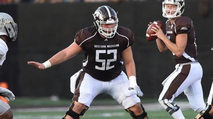 John Keenoy Signs with the Minnesota Vikings Western Michigan