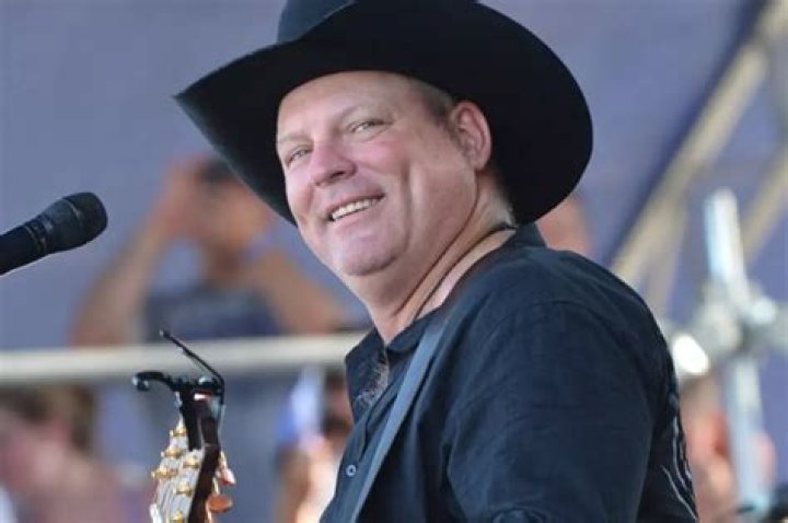 John Michael Montgomery to Host Annual CountryFest in Kentucky