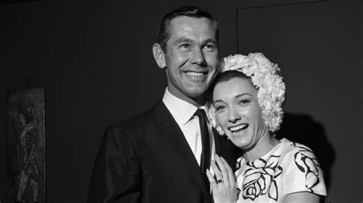JOHNNY CARSON and JOANNE COPELAND 2nd Wife (1963 72) Celebrity